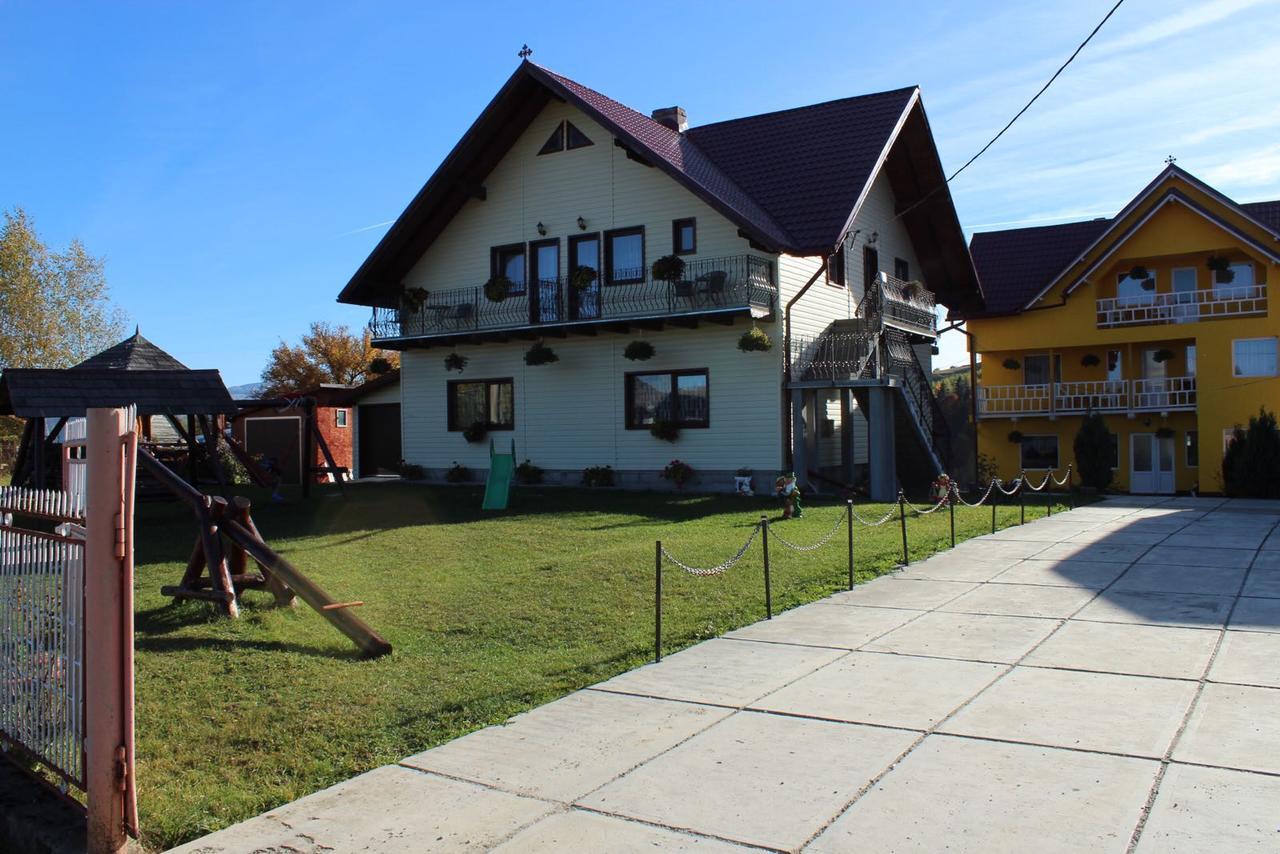 Hotel Garofita Pietrei Craiului Peştera Esterno foto
